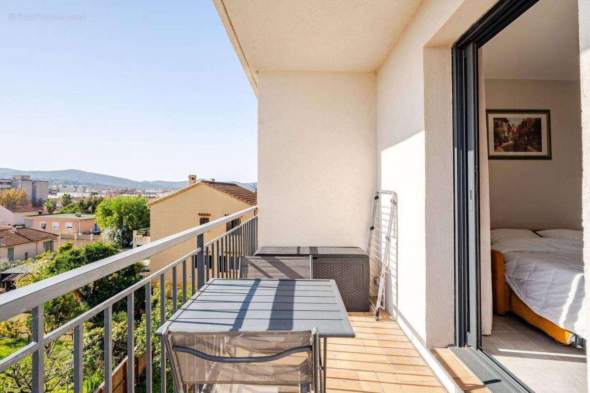 Appartement à LE LAVANDOU