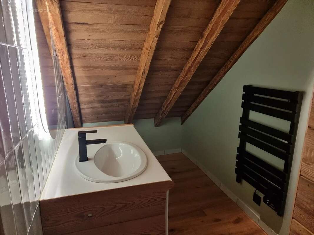 Appartement à LE MONETIER-LES-BAINS