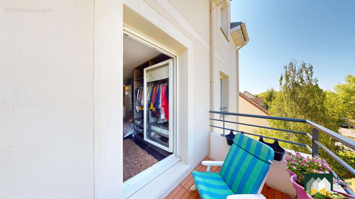 Appartement à LEVES