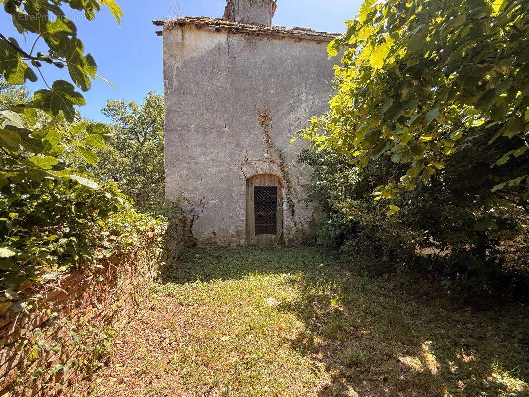 Jolie maison dans un écrin de verdure - photo 8