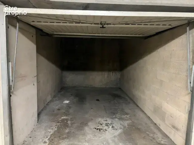 Un appartement qui coche toutes les cases  dernier étage, ascenseur, deux terrasses, vue dégagée et box fermé - photo 17