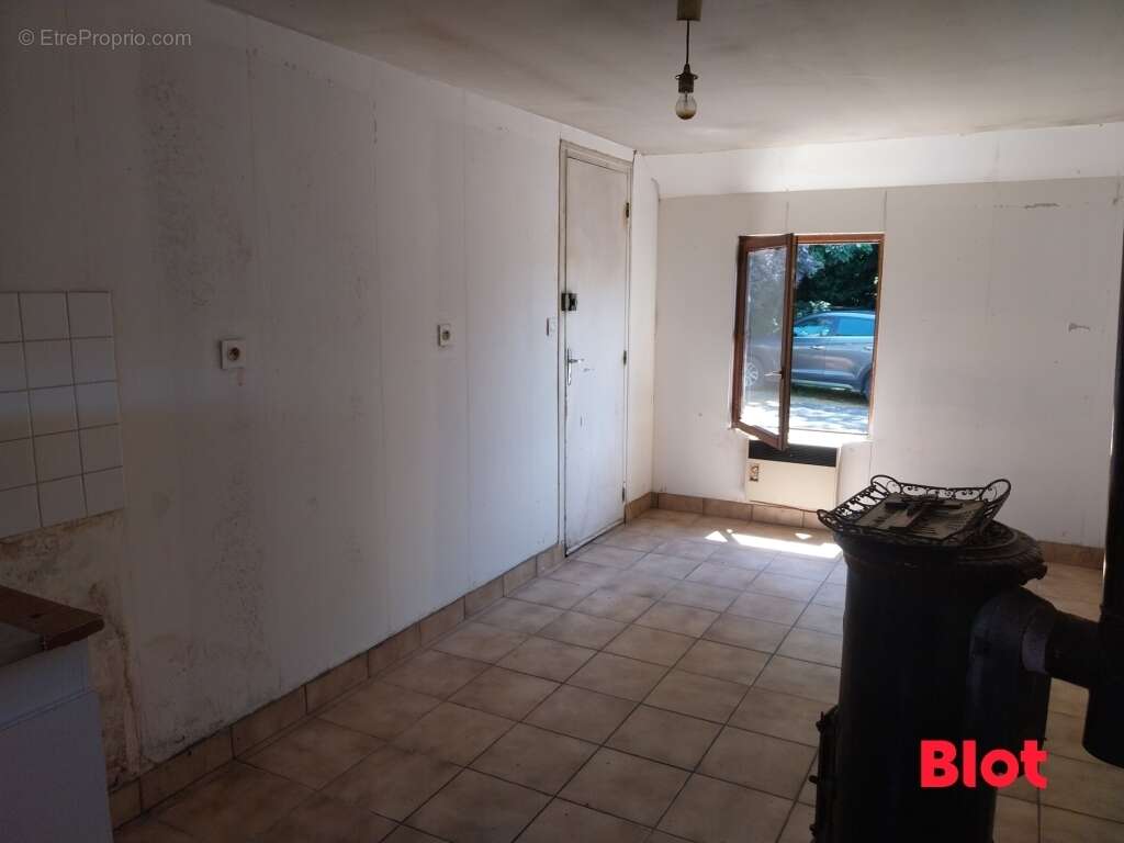 Maison 90 m² à Villamee  - photo 5