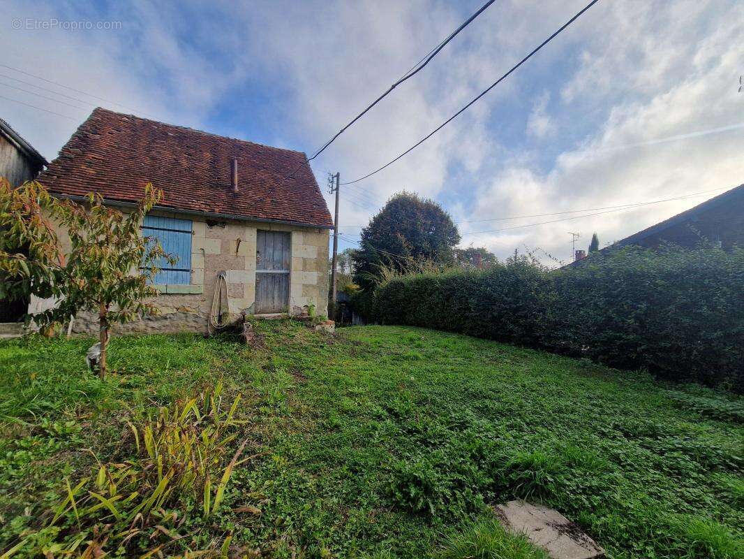 Maison à CHATEAUVIEUX