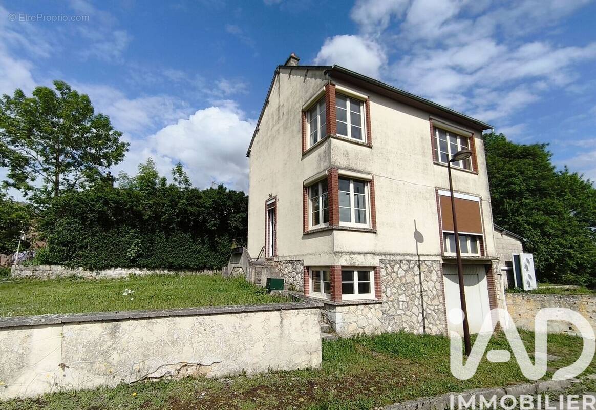 Photo 1 - Maison à PLOMION