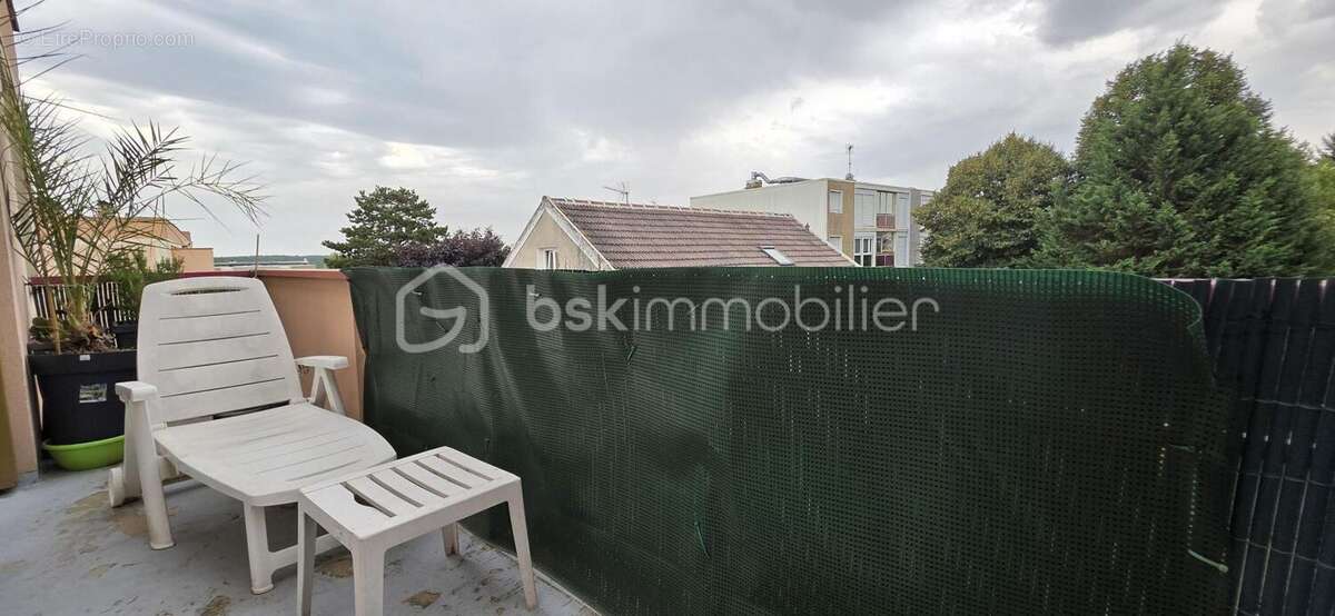 Appartement à CORBEIL-ESSONNES