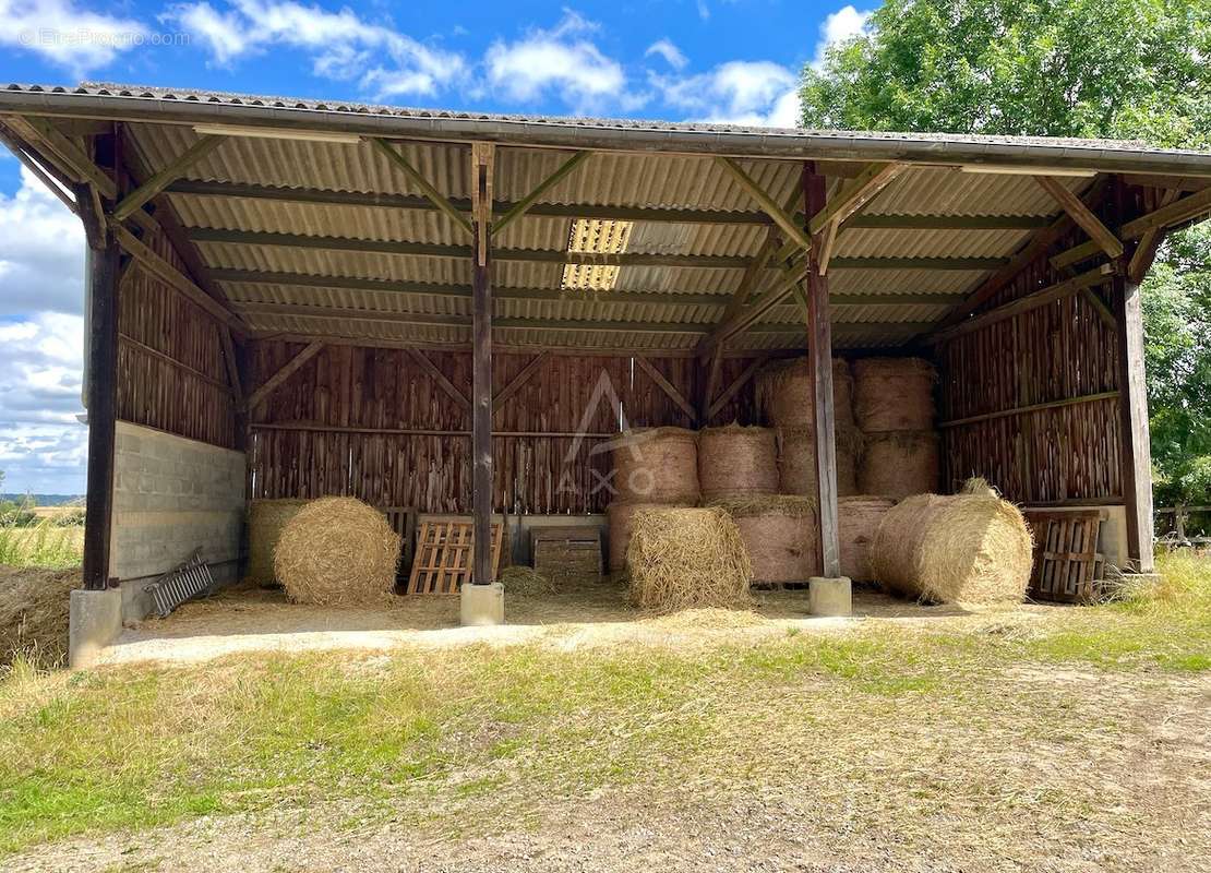 Maison à LE PIN-AU-HARAS