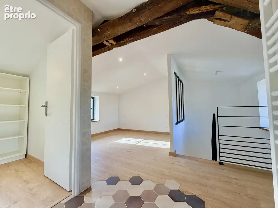 Chessy   maison de caractère en pierre   169 m2 utiles   4 chambres   piscine - photo 19