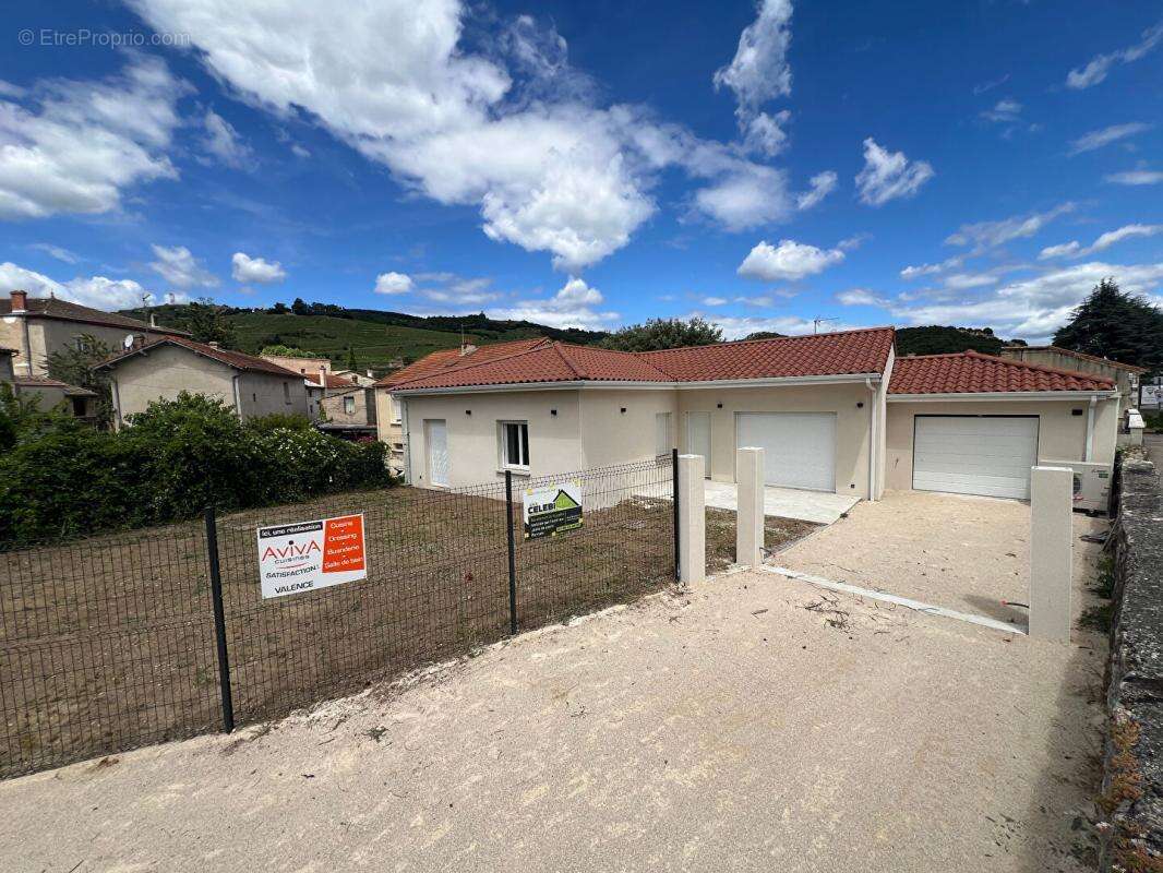 Maison Cornas 5 pièce(s) 115 m2 - photo 2