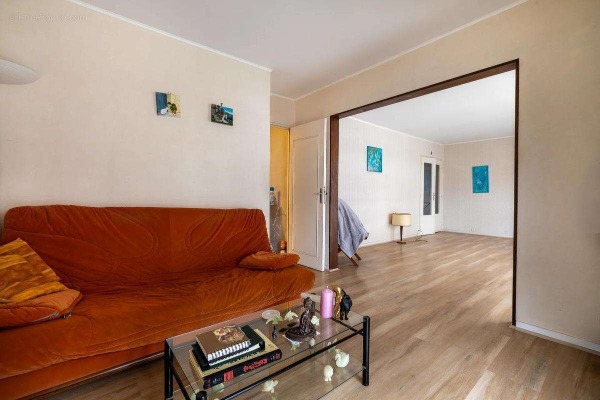 Appartement à YERRES