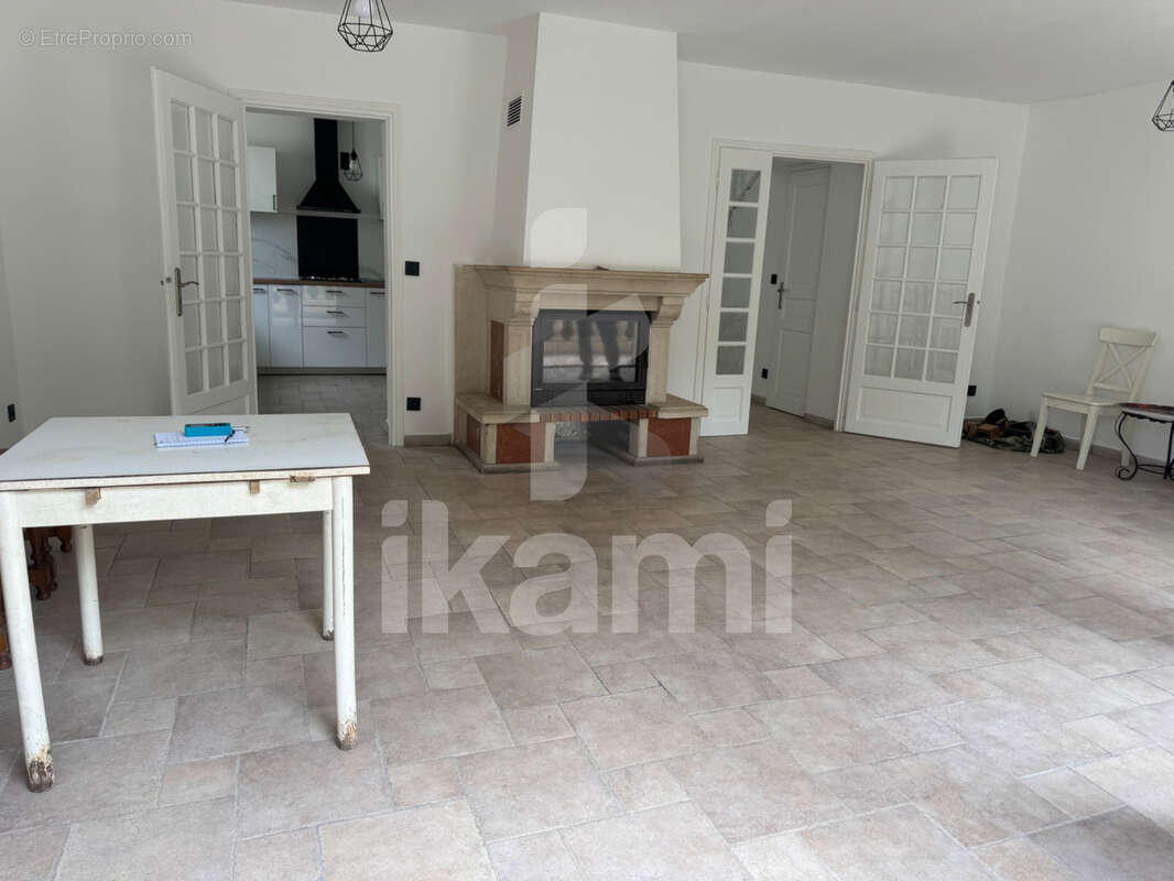 Maison à AULNAY-SOUS-BOIS