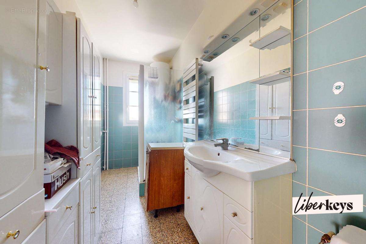 Appartement à MONTROUGE