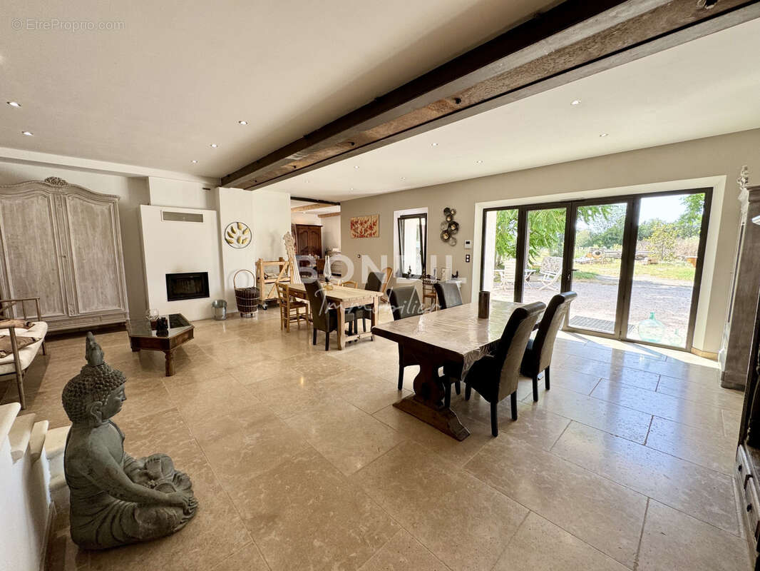Maison à CHEVAL-BLANC