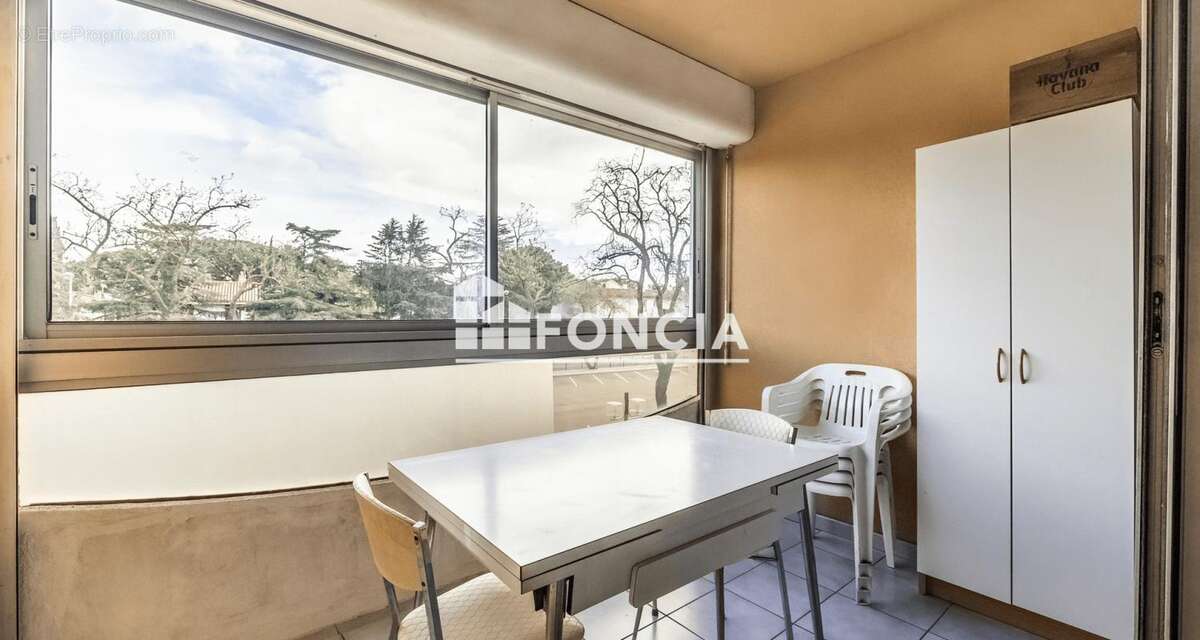 Appartement t2 + parking - photo 5