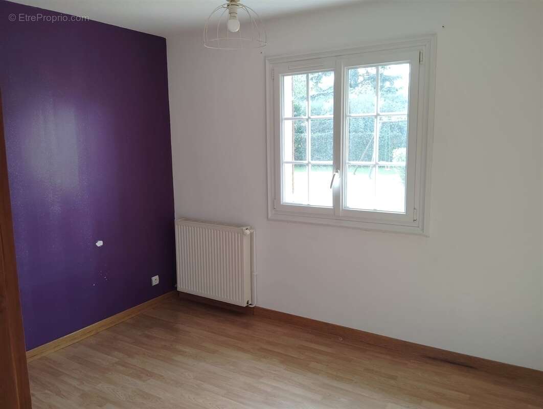 Maison à DAMPIERRE-SUR-AVRE