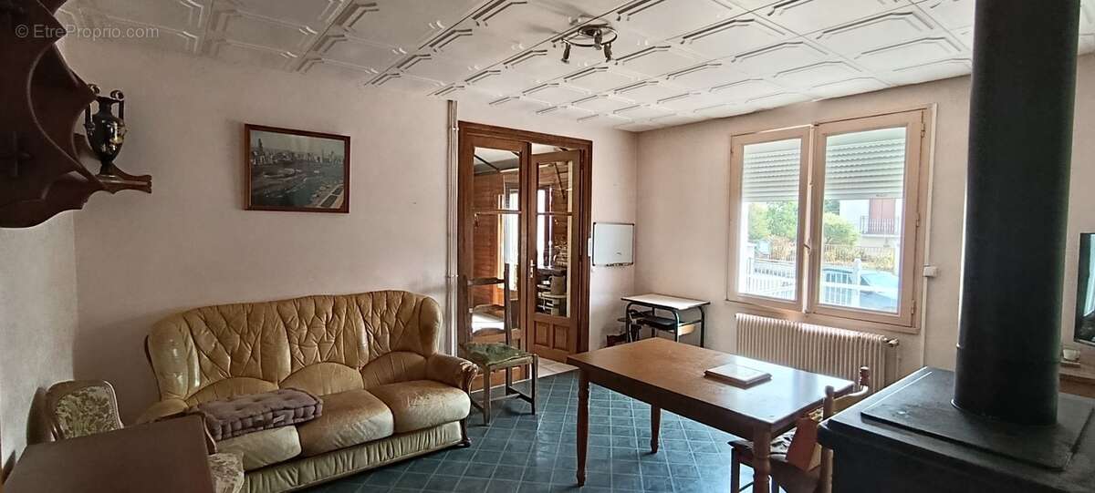 CHABLIS – Maison familiale d’environ 150 m² – 4 chambres – Terrain 426 m² - photo 6