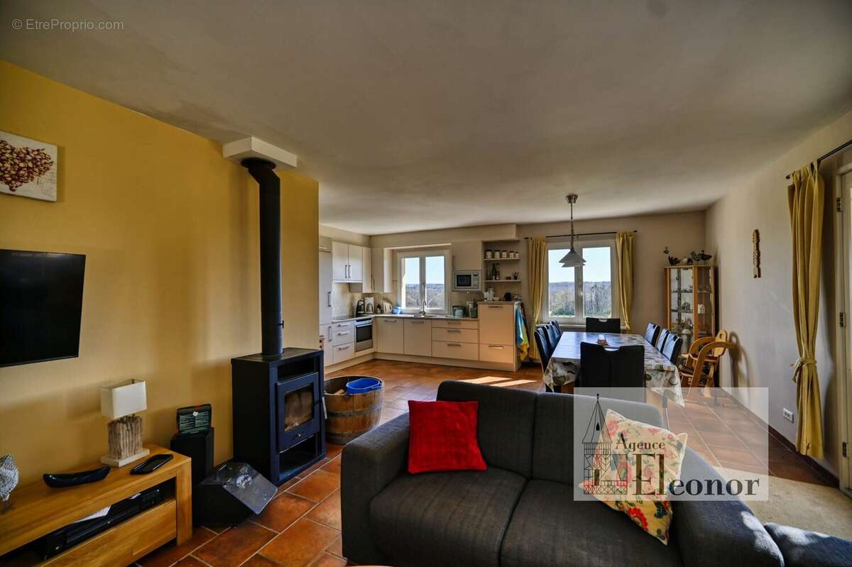 Maison à MONBAZILLAC