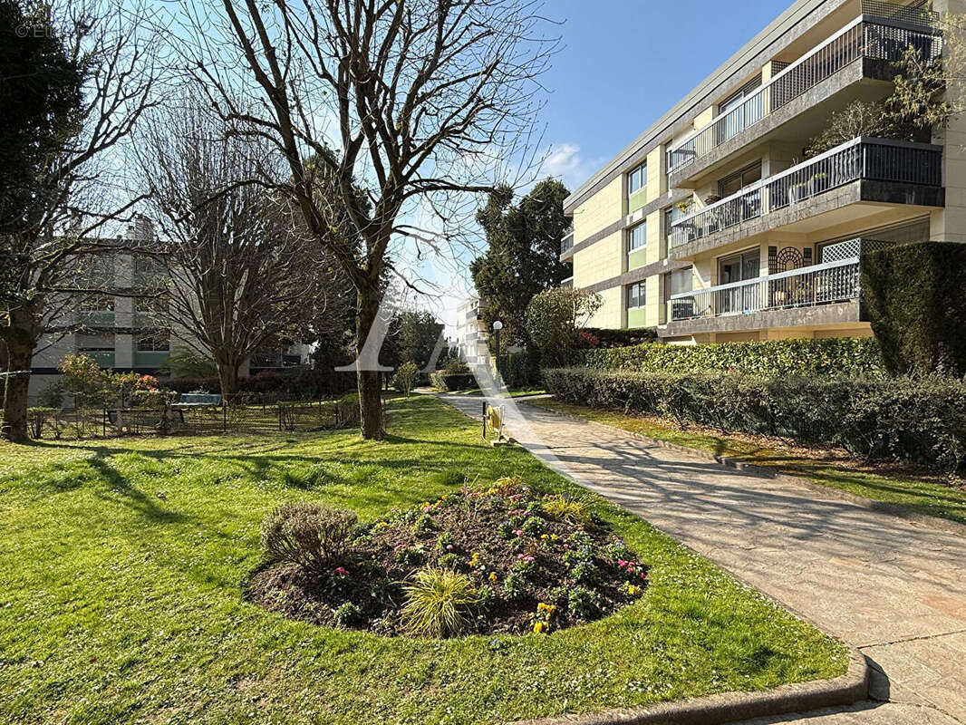 Appartement à LE VESINET