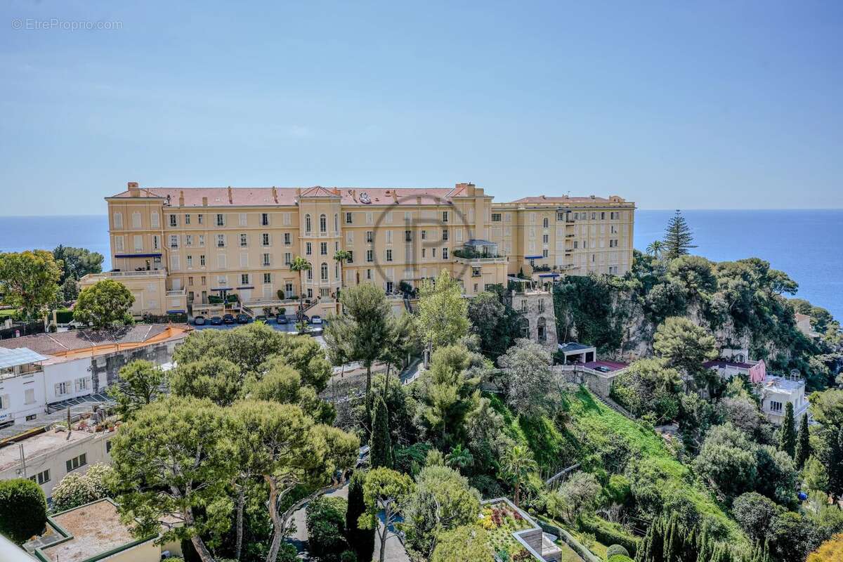 Appartement à CAP-D'AIL