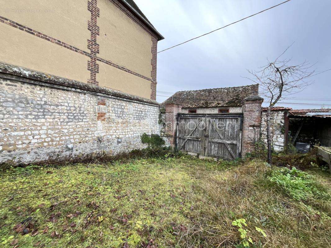 Terrain à SAINT-PIERRE-LES-ELBEUF