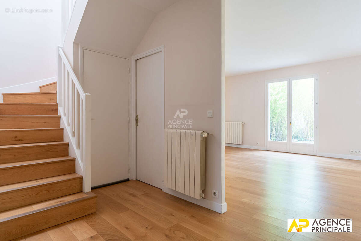 Maison à Maisons-Laffitte - photo 7