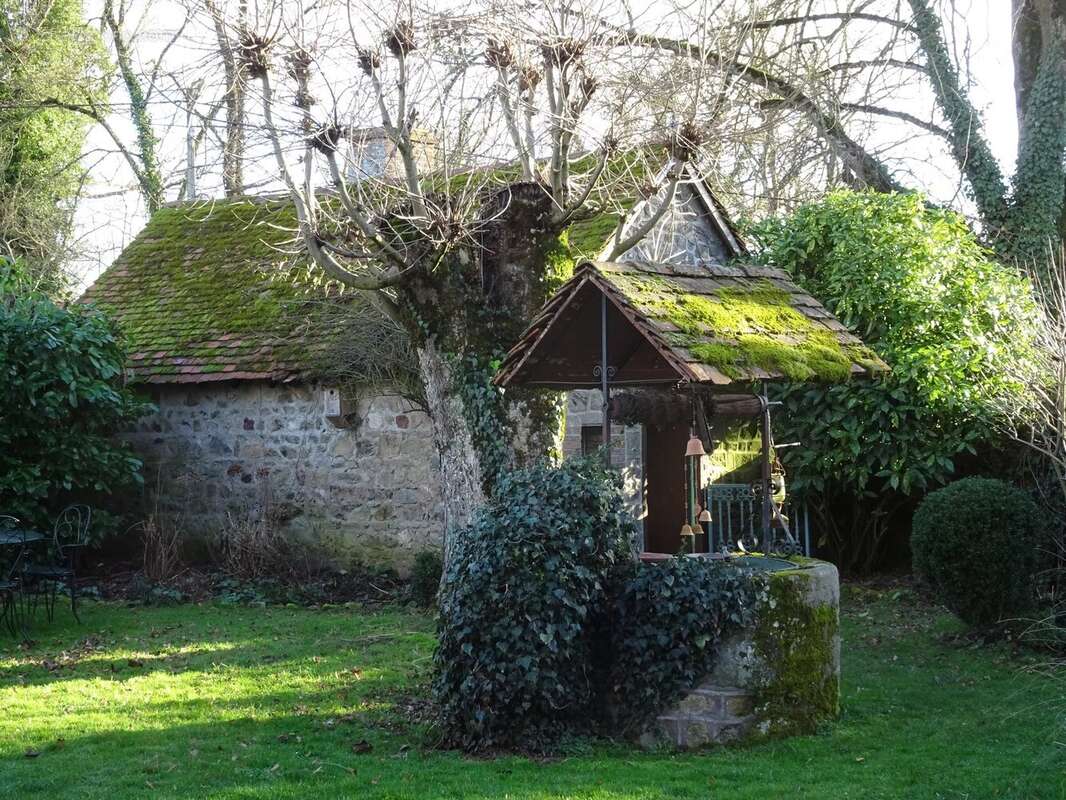 Maison à SAINT-MAURICE-PRES-PIONSAT