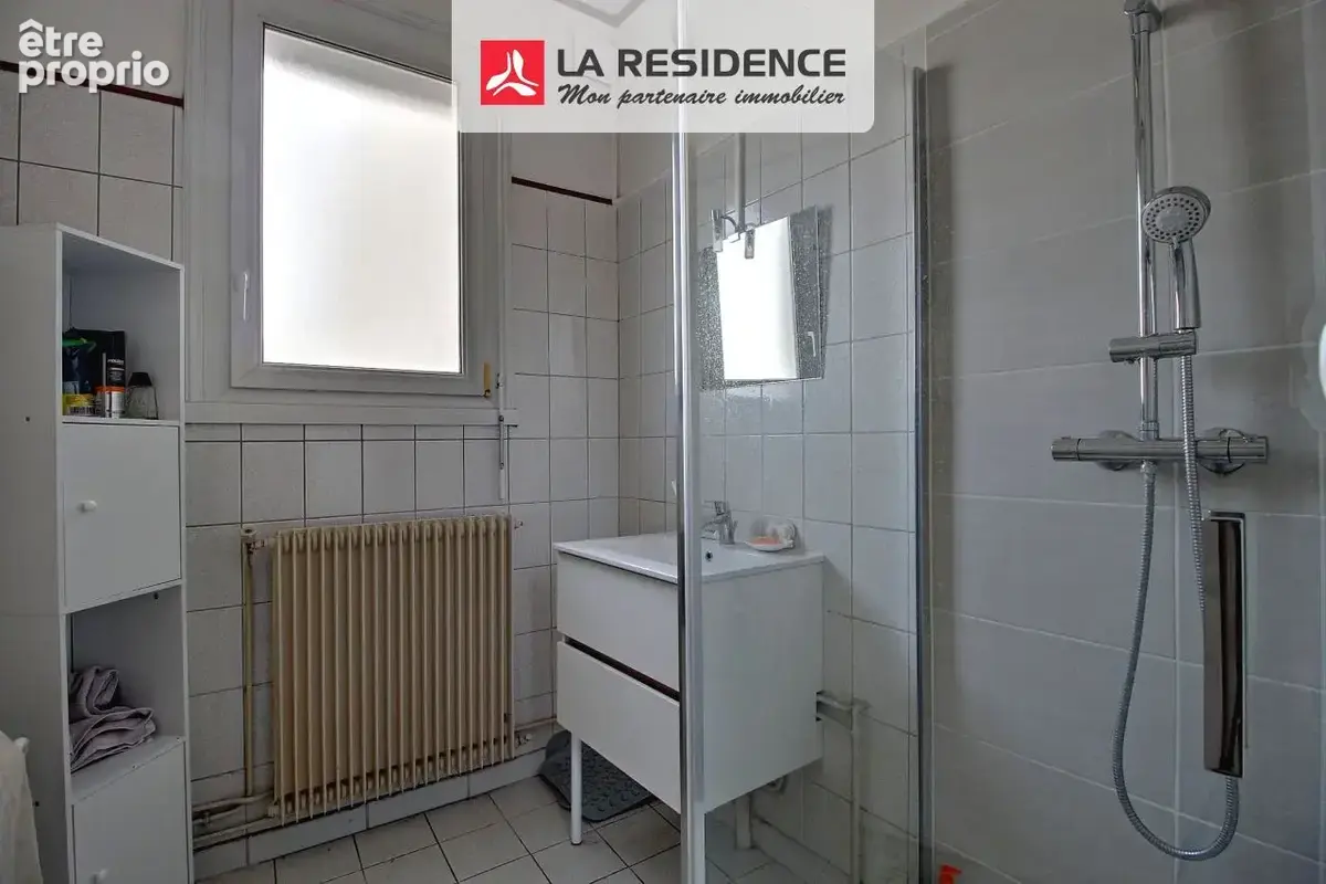 Maison 78 m² à Saint-Etienne-Du-Rouvray  - photo 8