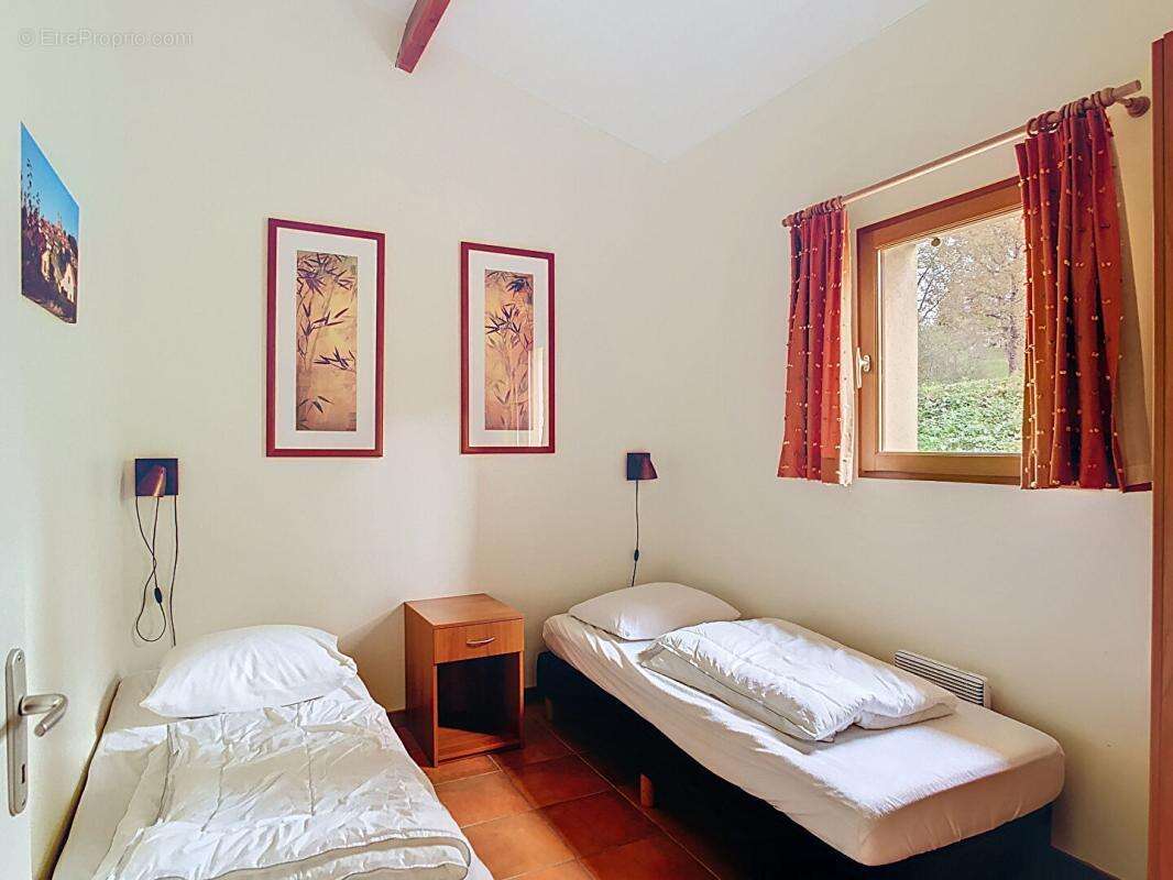 Maison à GOURDON
