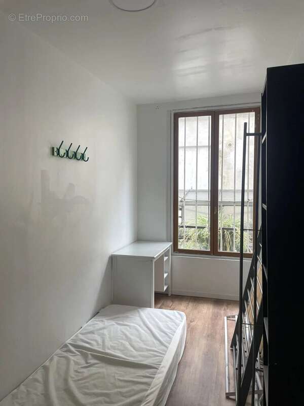 Appartement à PARIS-10E