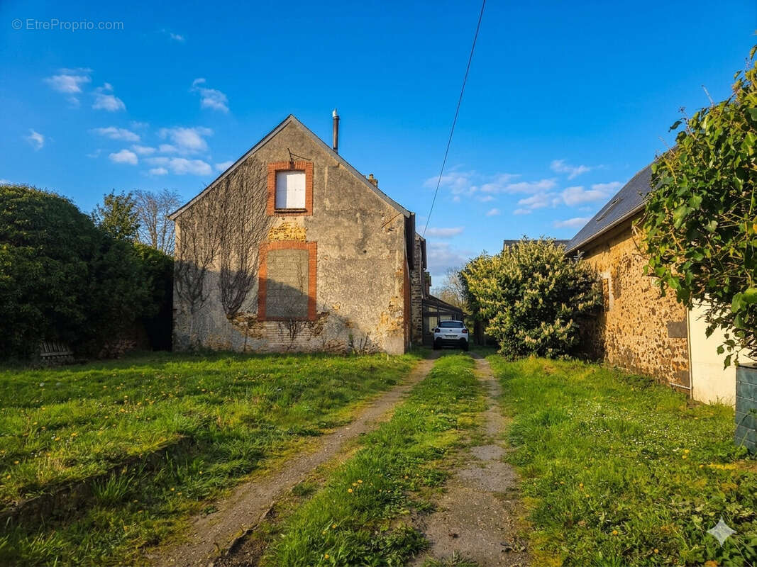 Maison à VERNIE