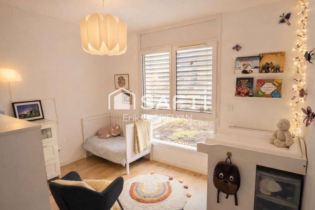 Photo 7 - Appartement à VILLEURBANNE