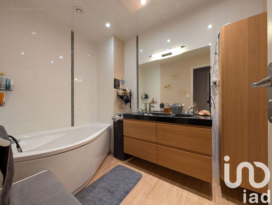 Photo 4 - Maison à AMBARES-ET-LAGRAVE