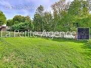 Terrain à CAMPHIN-EN-CAREMBAULT