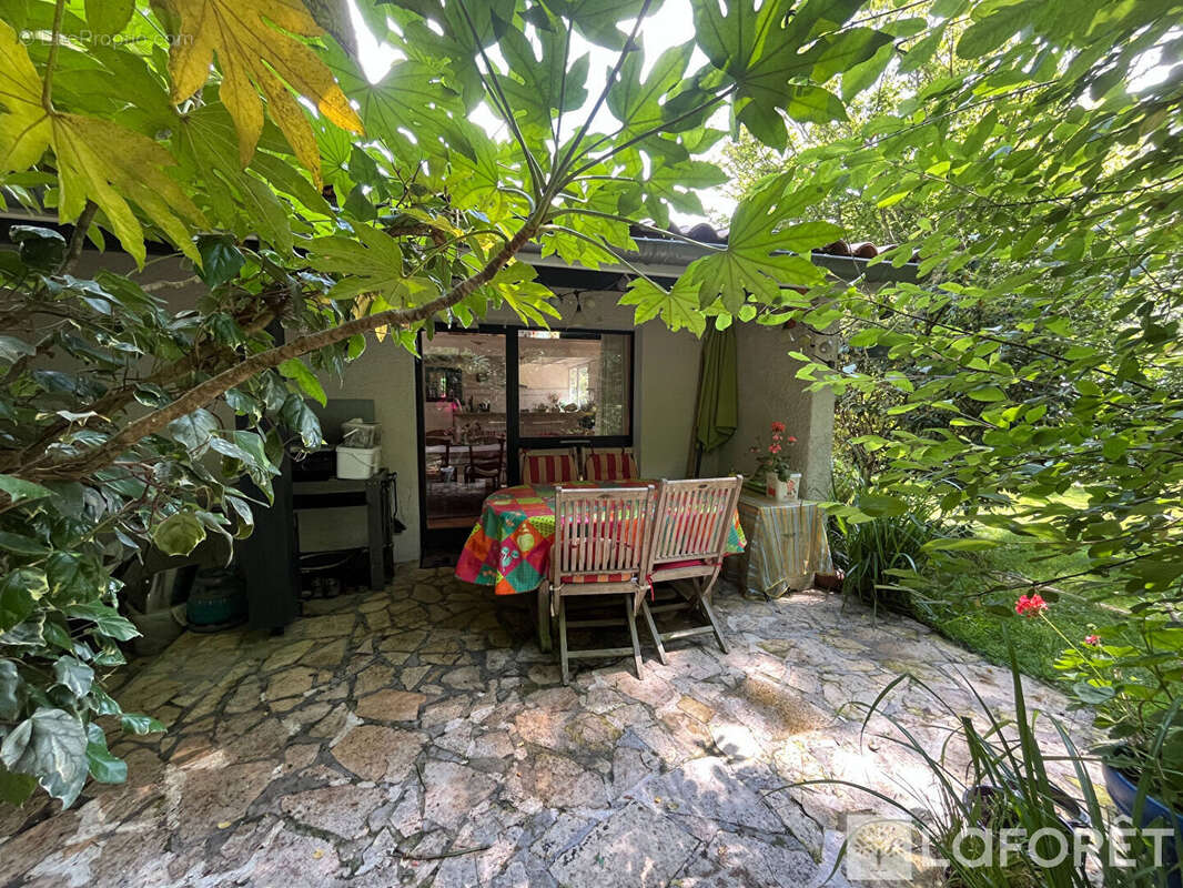 Maison - Golf St Sulpice et Cameyrac - 5 chambres - 196m² - photo 12