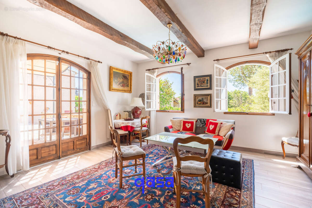 Maison à AUBAGNE