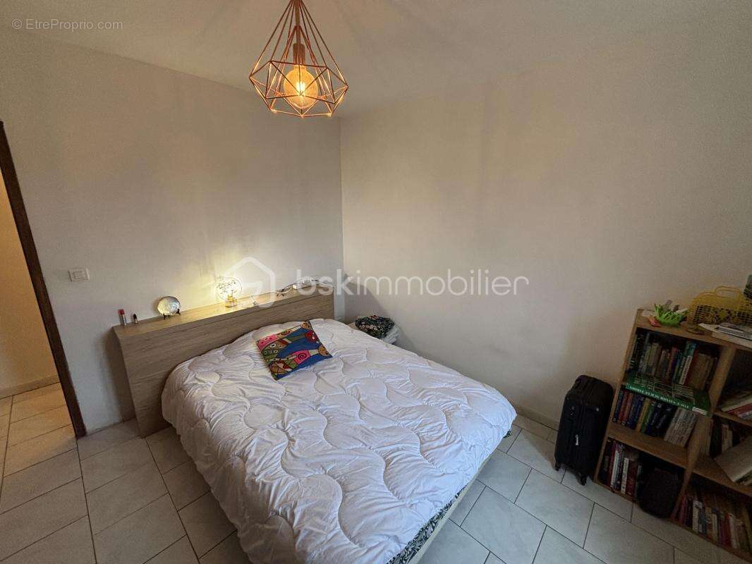 Maison à RIBAUTE-LES-TAVERNES