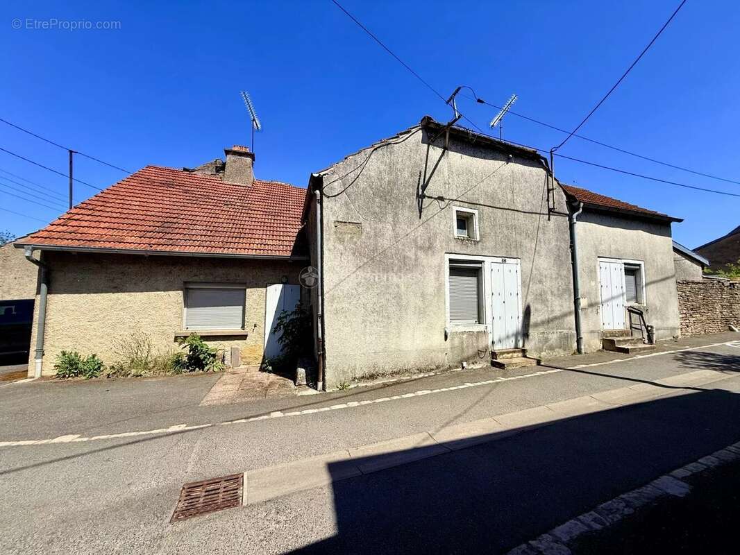 Maison à LIFFOL-LE-GRAND