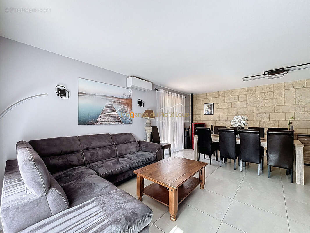 Maison à SAINT-GELY-DU-FESC