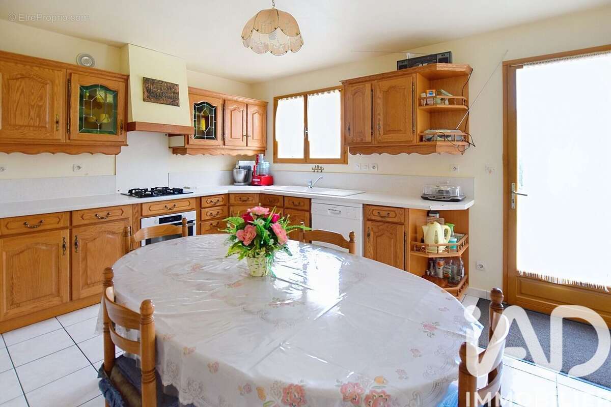 Photo 6 - Maison à CRECY-LA-CHAPELLE