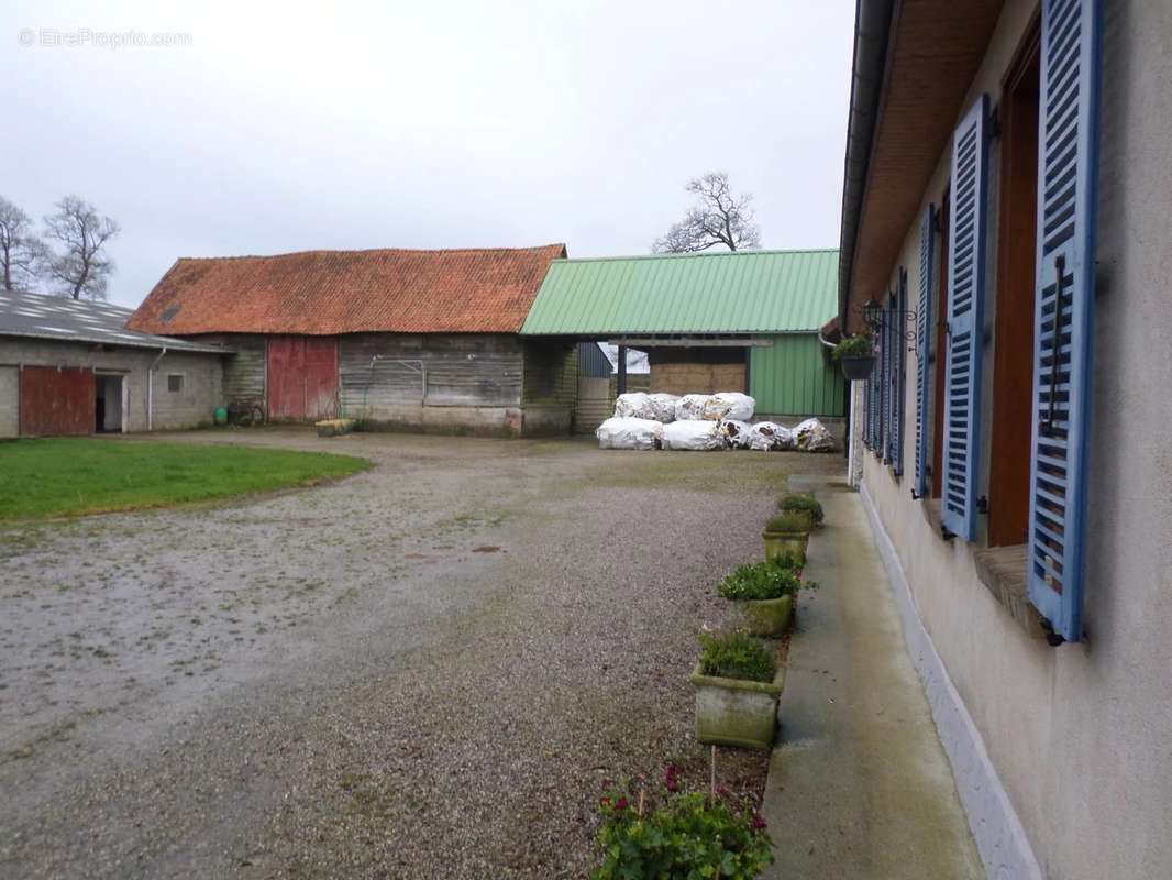 Maison à SAINT-MARTIN-CHOQUEL