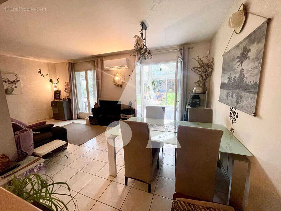 Maison à SUCY-EN-BRIE