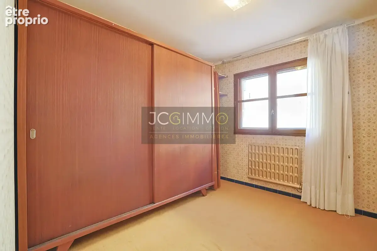 T3 Centre-Ville de Hyères-66 m2-Ascenseur-Balcon-Garage - photo 12