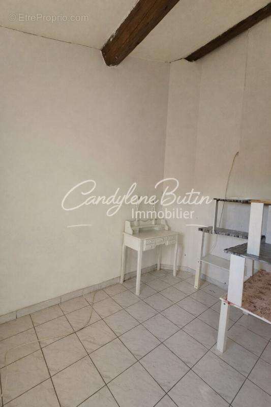 Appartement à THEZAN-LES-BEZIERS
