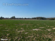 Terrain à SAINT-HYMER