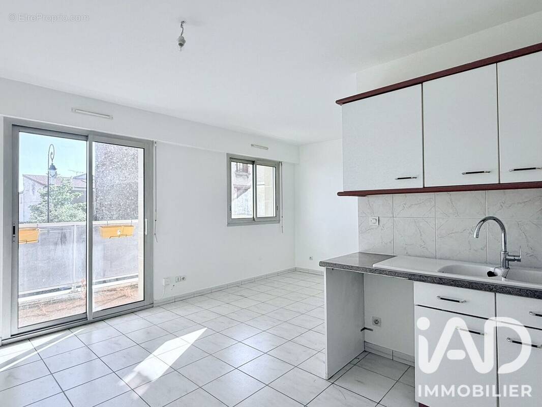 Photo 1 - Appartement à NEUILLY-PLAISANCE