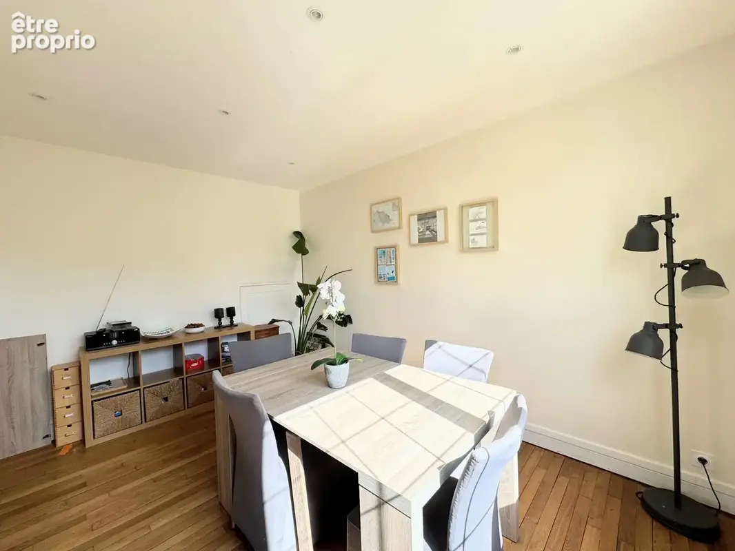 Maison 7 pièces 130 m² à vendre à Le Mesnil-Saint-Denis (78320) - photo 5