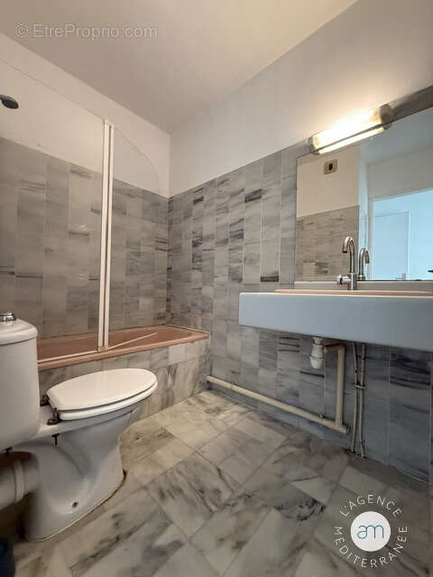 Montpellier   f2 41,59 m2 avec terrasse, parking et cellier   180 000 € - photo 6