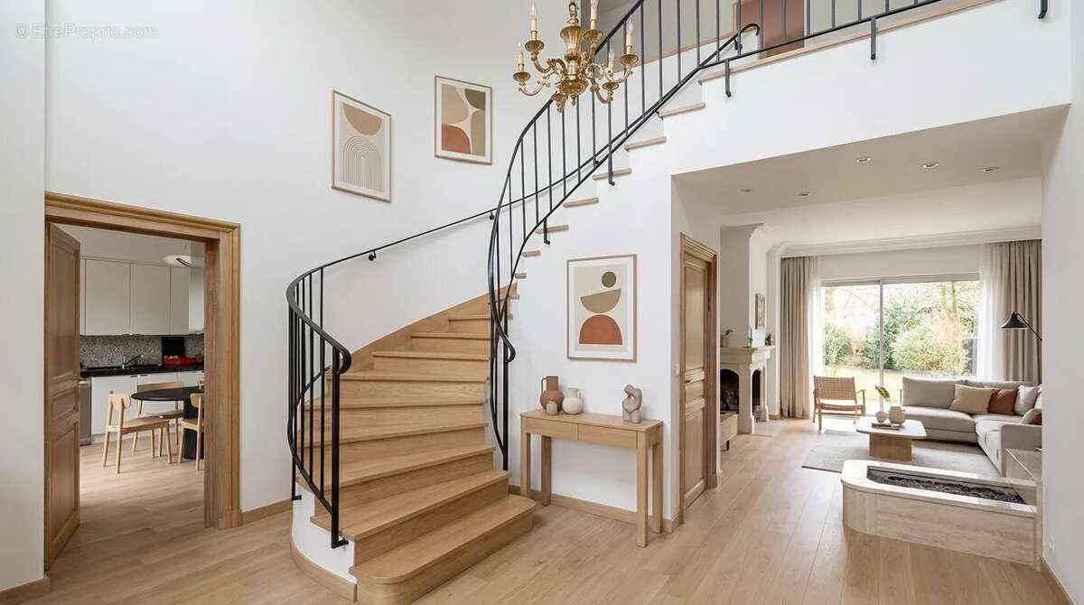 Maison à VAUCRESSON