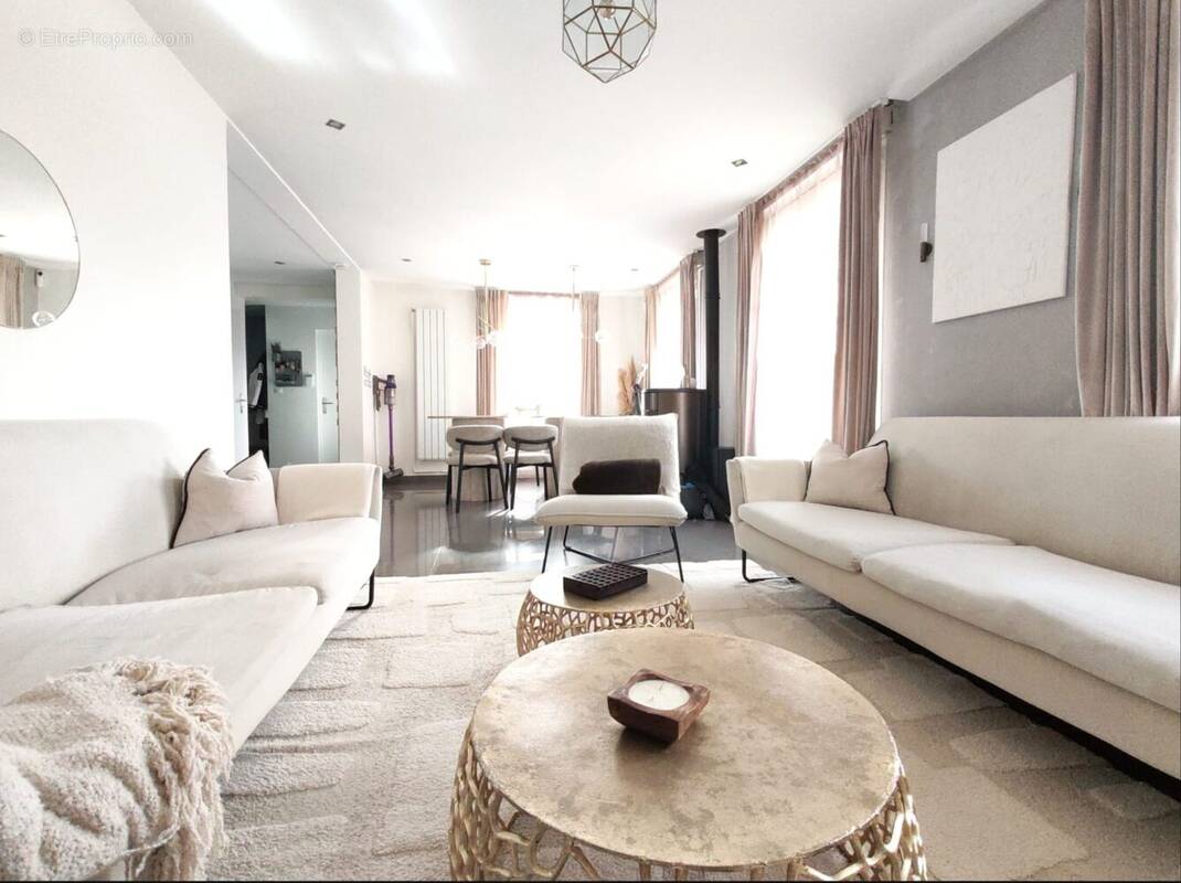 Maison à LAIGNEVILLE