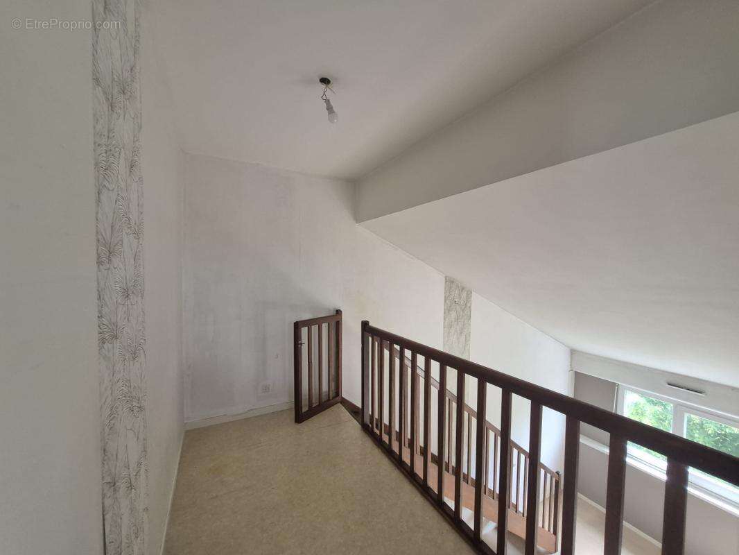 Appartement à VILLEFONTAINE