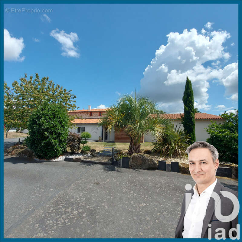 Photo 3 - Maison à MORTAGNE-SUR-SEVRE